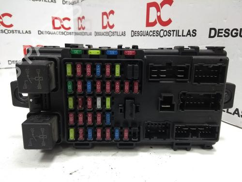 Used Fuse box HYUNDAI SANTA FÉ I (SM) 2.4 16V 4x4 (146 hp) 17400484