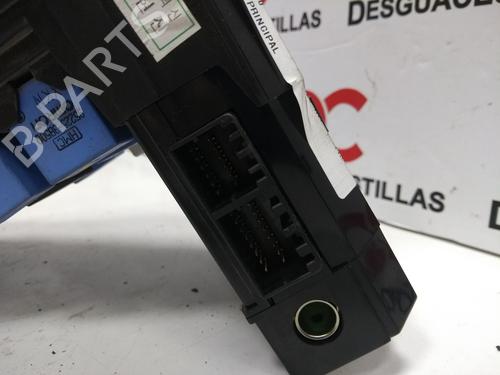 Fuse box HYUNDAI SANTA FÉ I (SM) 2.4 16V 4x4 | BP17400484E1 