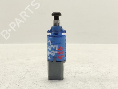 Used Switch RENAULT LAGUNA III (BT0/1) 2.0 dCi (BT07, BT0J, BT14, BT1A, BT1S) (131 hp) 27190209