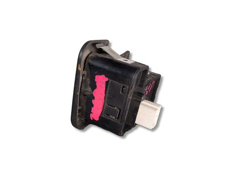 Left rear window switch ALFA ROMEO 147 (937_) 1.9 JTD 16V (937.AXG1B, 937.BXG1B) | BP37603713I29 - Image 2