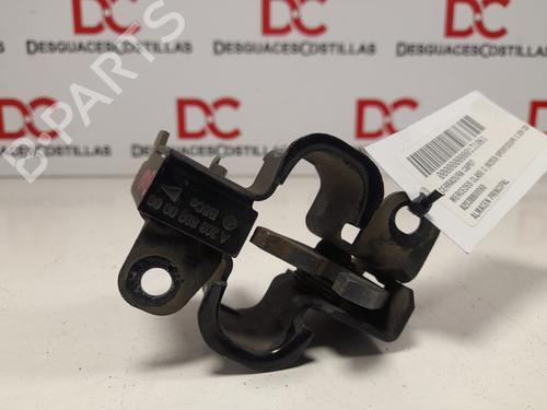 Used Hood lock MERCEDES-BENZ C-CLASS Coupe (CL203) C 220 CDI (203.708) (150 hp) 17407182