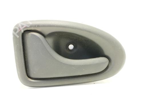 Used Rear left interior door handle RENAULT MEGANE I (BA0/1_) 1.9 dTi (BA1U) (80 hp) 17422228