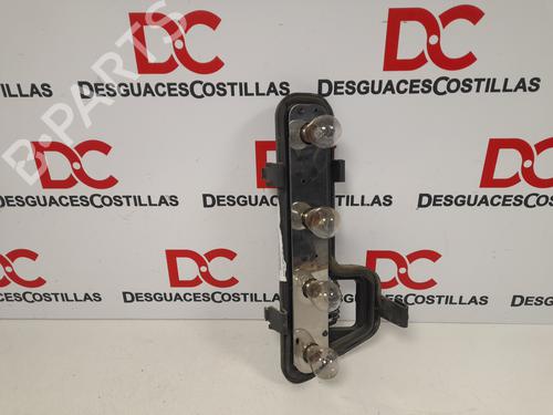 Used Lamp holder OPEL ZAFIRA A MPV (T98) 2.0 DI 16V (F75) (82 hp) 17405987