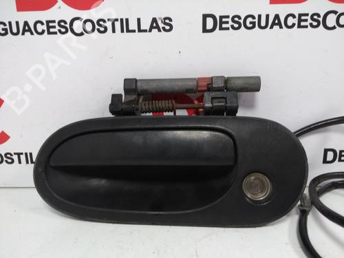 Used Front left exterior door handle NISSAN ALMERA II (N16) 2.2 dCi (112 hp) 32085301