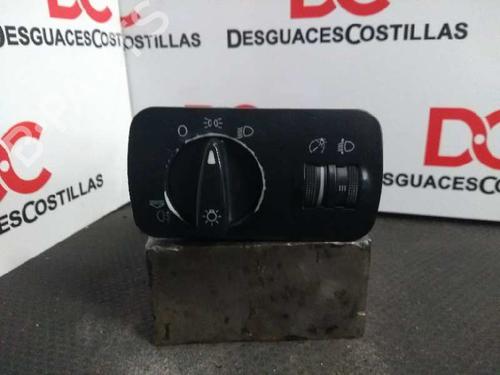 Used Headlight switch SEAT CORDOBA Vario (6K5) 1.4 i (60 hp) 17395674