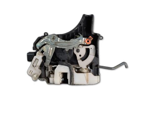 Serratura posteriore destra Serratura posteriore destra MITSUBISHI LANCER VIII (CY_A, CZ_A) [2007-2026] 36387575 36387575