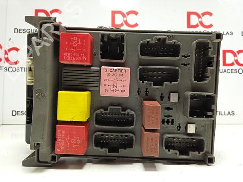 Used Fuse box RENAULT VEL SATIS (BJ0_) 2.2 dCi (BJ0E, BJ0F) (150 hp) 17410277