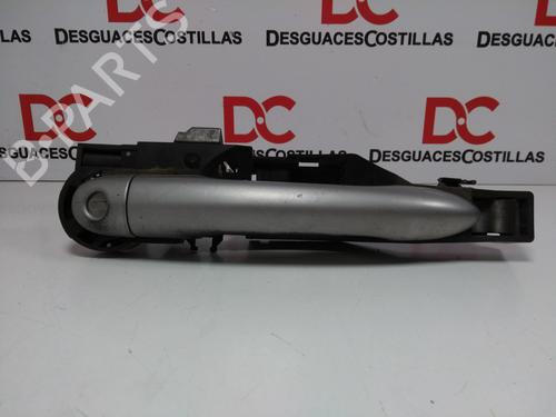 Used Front left exterior door handle RENAULT CLIO III (BR0/1, CR0/1) 1.5 dCi (C/BR0G, C/BR1G) (68 hp) 17401948