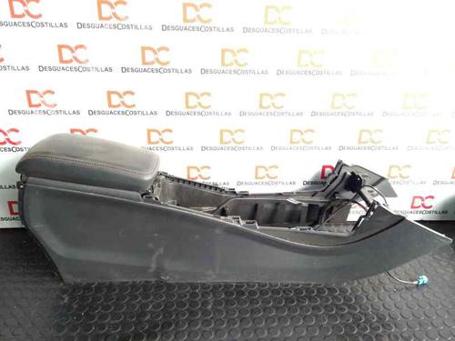 Used Armrest / Center console MERCEDES-BENZ A-CLASS (W176) A 220 CDI (176.003) (170 hp) 17397044
