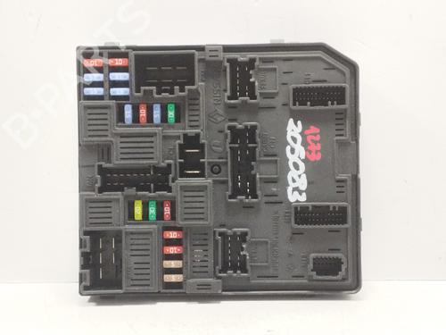 Used Fuse box RENAULT KADJAR (HA_, HL_) [2015-2025]  25129539