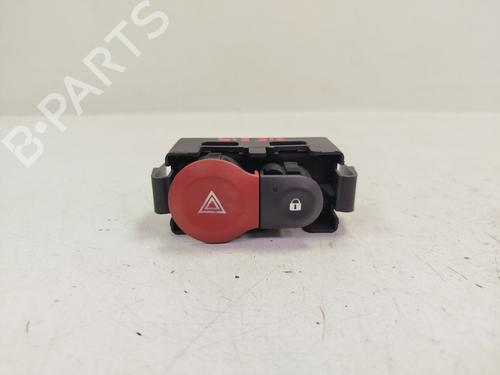 Used Warning switch RENAULT CLIO III (BR0/1, CR0/1) [2005-2014]  28367421