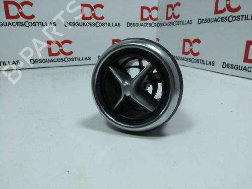 Used Air vent MERCEDES-BENZ A-CLASS (W176) A 220 CDI (176.003) (170 hp) 17396597