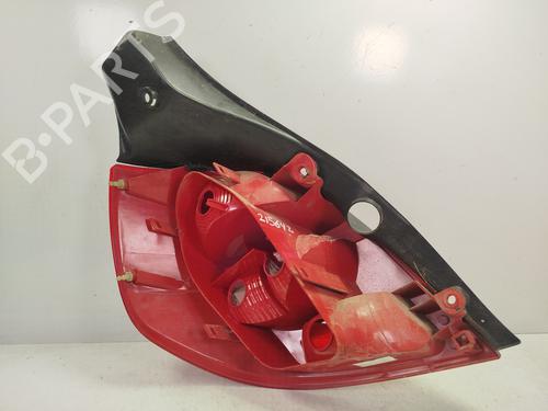 Right taillight RENAULT CLIO III (BR0/1, CR0/1) 1.2 16V (BR0P, CR0P) | BP28715059C35 