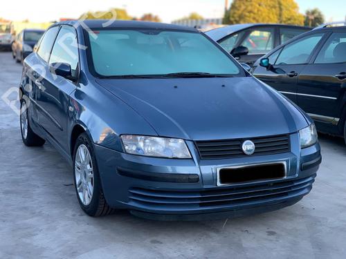 Brugte FIAT STILO (192_)  1.6 16V (192_XB1A)  4645616