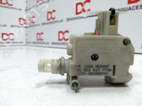Ander VW GOLF VI (5K1) 1.6 TDI (105 hp) 17402069