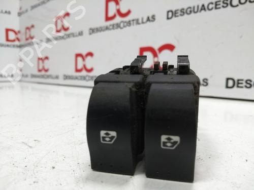 left-front-window-switch-renault-scenic-ii-jm01_-2003-2004-2005-2006-2007-2008-2009-2010-32085392 main image
