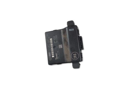 Used Electronic module SKODA OCTAVIA II (1Z3) [2004-2013]  32033401