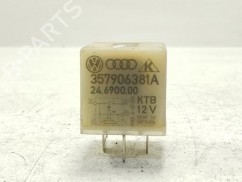 Used Electronic module VW GOLF IV (1J1) 1.9 TDI (110 hp) 22712505
