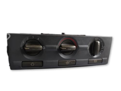 Commande Chauffage CITROËN XSARA (N1) 1.9 TD (90 hp) 28355548