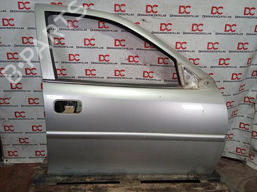 Used Right front door OPEL VECTRA B (J96) 1.6 i 16V (F19) (100 hp) 17420002