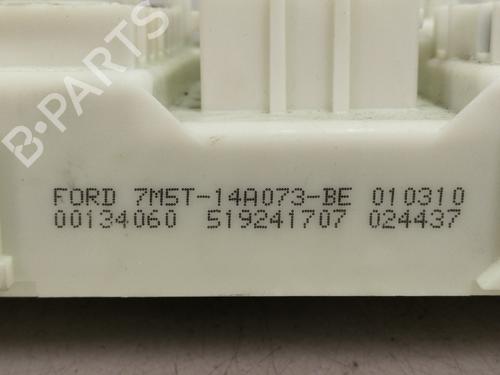 Fuse box FORD FOCUS II (DA_, HCP, DP) | BP29982756E1