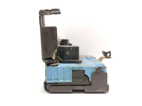 Front left lock VOLVO XC70 I Cross Country (295) D5 AWD | BP17422547C98 