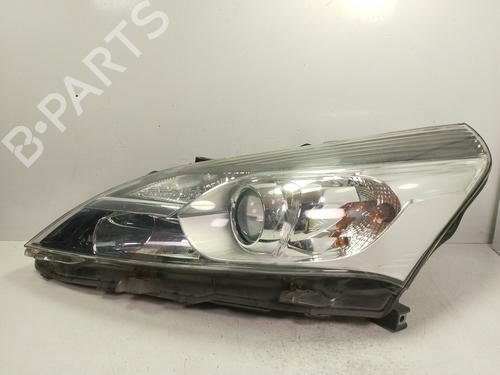 Used Left headlight TOYOTA VERSO (_R2_) 2.0 D-4D (AUR20_, AUR20R) (126 hp) 30612555