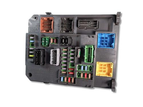 Used Fuse box Fuse box 39095583 39095583