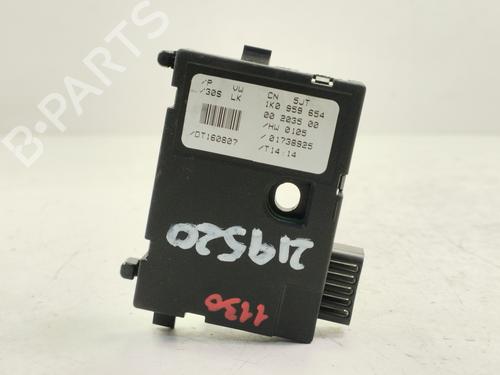 Elektronisk modul AUDI TT (8J3) 2.0 TFSI (200 hp) 29394386