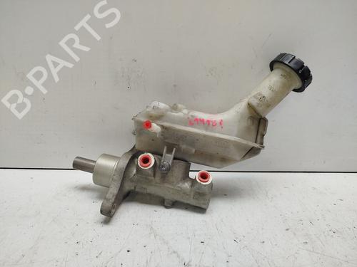 Used Brake master cylinder RENAULT CLIO III (BR0/1, CR0/1) [2005-2014]  28179675