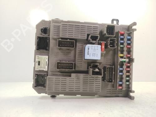 Used Fuse box CITROËN C5 I (DC_) 2.2 HDi (DC4HXB, DC4HXE) (133 hp) 27464573