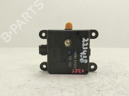 Motor da tampa exterior do depósito de combustível Motor da tampa exterior do depósito de combustível NISSAN QASHQAI I (J10, NJ10) [2006-2015] 36774037 36774037