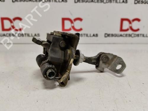 Dørhængsel/Dørbegrænser NISSAN PRIMERA (P11) 2.0 16V (140 hp) 25709981