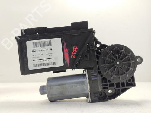 Used Right rear window motor VW TOUAREG (7LA, 7L6, 7L7) 5.0 V10 TDI (313 hp) 19393622