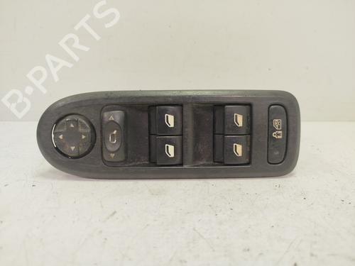 Used Left front window switch PEUGEOT 308 SW I (4E_, 4H_) [2007-2014]  28008764