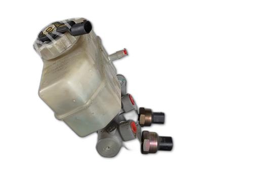 Brake master cylinder BMW 3 (E46) 320 d | BP31026939M77