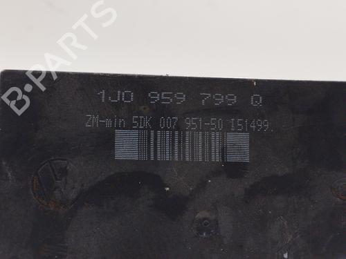 Electronic module VW GOLF IV (1J1) 1.6 | BP30196188M83 
