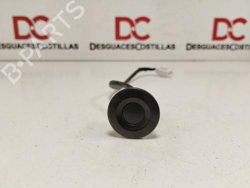 Used Tailgate handle MAZDA 2 (DE_, DH_) 1.3 (DE3FS) (86 hp) 30802939