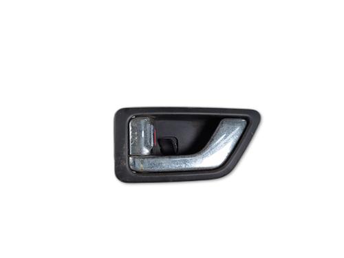 Venstre fortil invendig håndtag Venstre fortil invendig håndtag HYUNDAI GETZ (TB) 1.5 CRDi (88 hp) 36378622 36378622