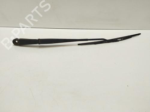 Used Front windshield wiper arm NISSAN NAVARA NP300 (D40) 2.5 dCi 4WD (171 hp) 20302792