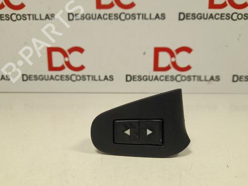 Interrupteur de vitre avant droite FIAT STILO (192_) 1.9 JTD (192_XE1A) (115 hp) 32085687