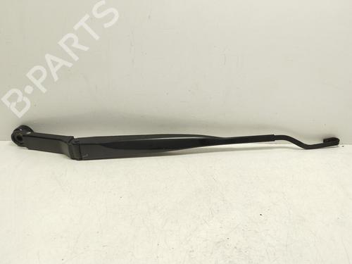Used Front windshield wiper arm TOYOTA PRIUS PLUS (_W4_) 1.8 Hybrid (ZVW40W, ZVW41W) (136 hp) 20213043