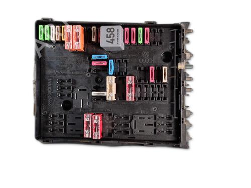 Used Fuse box Fuse box 39076275 39076275