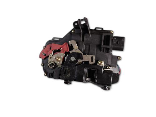 Used Rear left lock Rear left lock AUDI A4 B6 (8E2) 2.4 (170 hp) 33755207 33755207