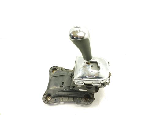 Used Gear lever PEUGEOT 208 I (CA_, CC_) 1.2 THP 110 (110 hp) 17424151