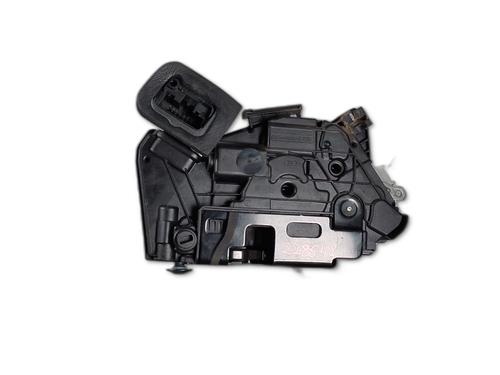 rear-left-lock-vw-golf-vii-5g1-bq1-be1-be2-2012-2013-2014-2015-2016-2017-2018-2019-2020-2021-36387578 main image