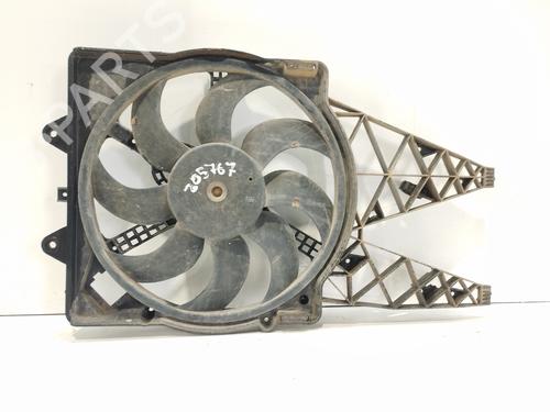 Used Radiator fan FIAT GRANDE PUNTO (199_) 1.3 D Multijet (199.AXD11, 199.AXD1A, 199.AXD1B,... (90 hp) 23993535