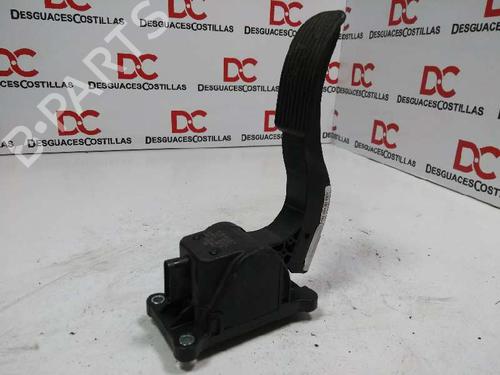 Pedal MERCEDES-BENZ SPRINTER 3-t Van (B906) [2006-2018]  17396204
