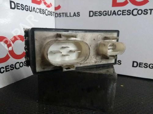 Used Fuse box Fuse box VW GOLF III (1H1) 2.0 GTI 16V (150 hp) 40102384 40102384