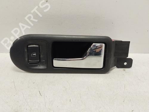 Used Front right interior door handle VW GOLF IV (1J1) 1.9 TDI (110 hp) 23985516